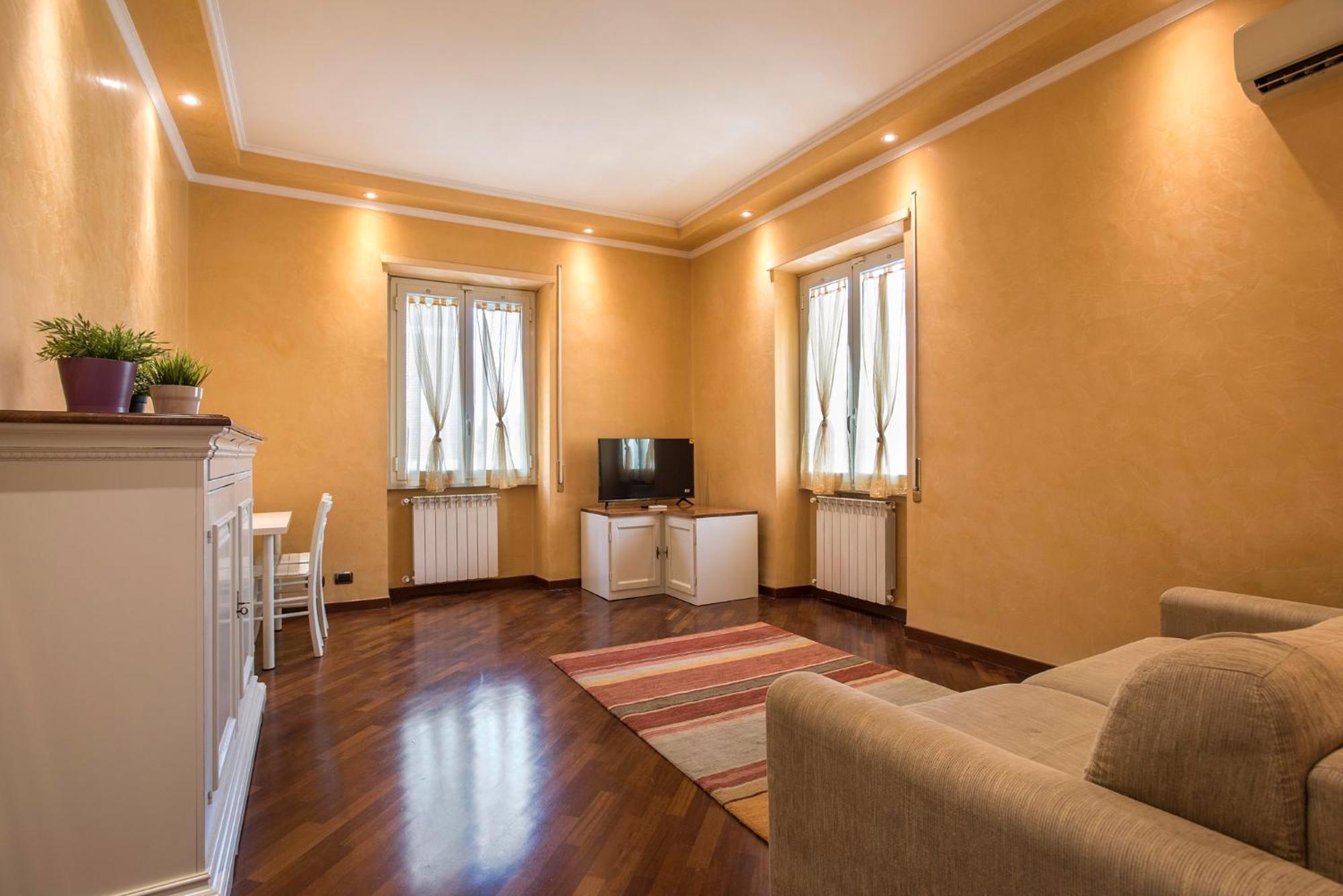 A Poche Fermate Dal Centro - Design Appartement